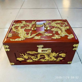 Hộp đựng trang sức cháp hầu