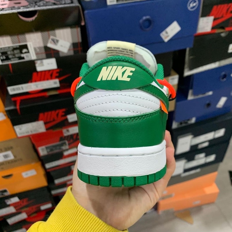 Giày Off-White x Futura x NK SB Dunk