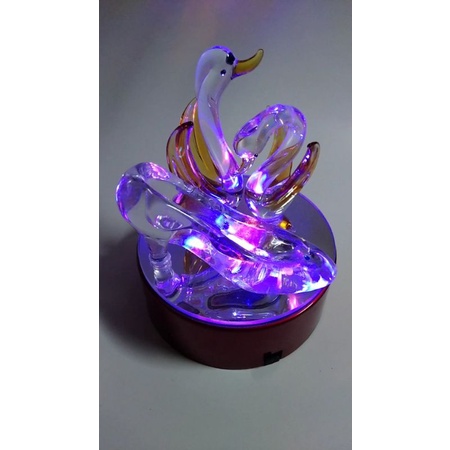 Đèn trang trí hình thiên nga bằng thủy tinh