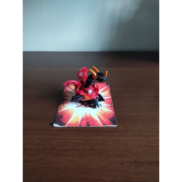 Mô hình bakugan ss2, pyrus vexos dragonoid (hàng 2nd)