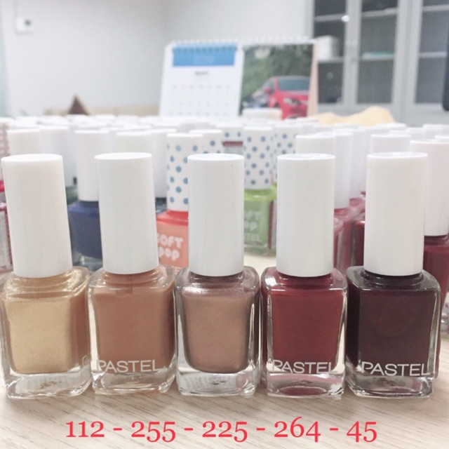 Sơn móng tay Pastel