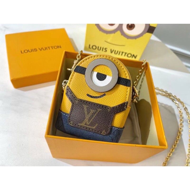 Túi LV Mini - móc khoá LV hoạ tiết Minion ngộ nghĩnh - set mẹ bé dễ thương