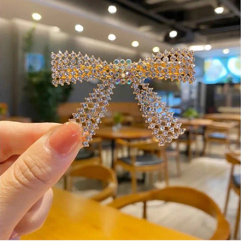 Kẹp Tóc Nữ Đính Đá Thời Trang Phong Cách Hàn Quốc Set 5 Chiếc Mẫu Hình Khác Nhau