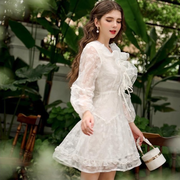 Đầm ren đi dự tiệc cưới thiết kế dáng xòe, tay dài xinh xắn - Hani