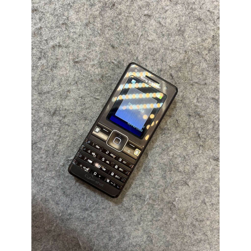Điện thoại Sony ericsson K770i chính hãng