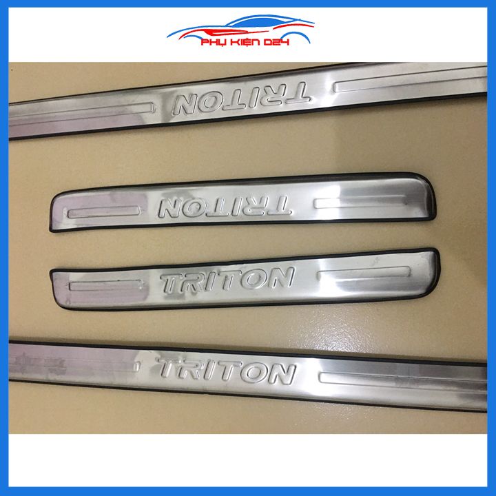 Ốp bậc cửa, nẹp bước chân Triton 2015-2016-2017-2018-2019-2020-2021 INOX chống trầy bảo vệ xe