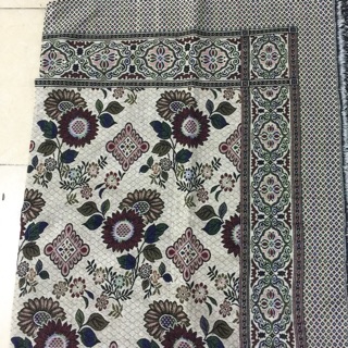 Thảm thổ cẩm trám hoa