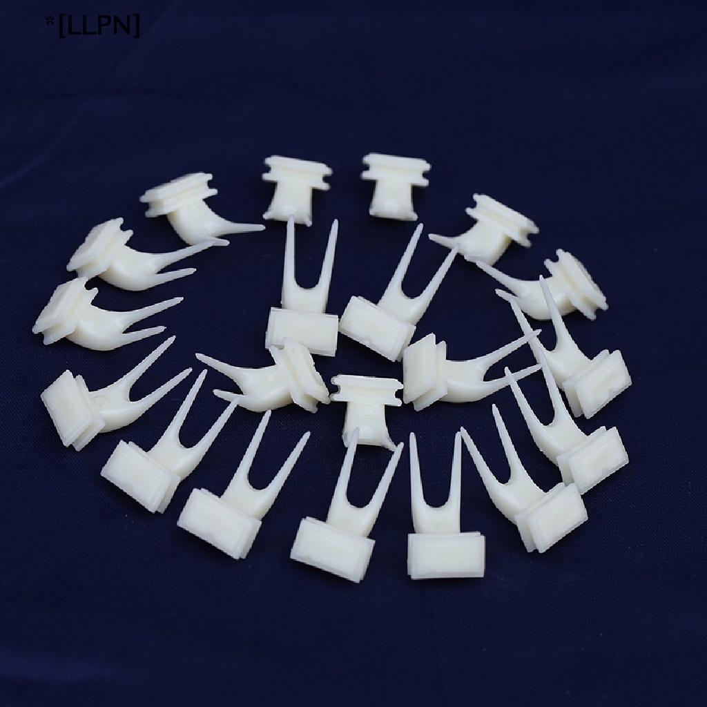 Set 10 Nĩa Đựng Thức Ăn / Trái Cây Gắn Lồng Chim Vẹt