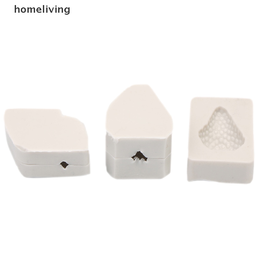 Khuôn Làm Bánh Chất Liệu Silicone Hình Trái Dâu Dễ Thương