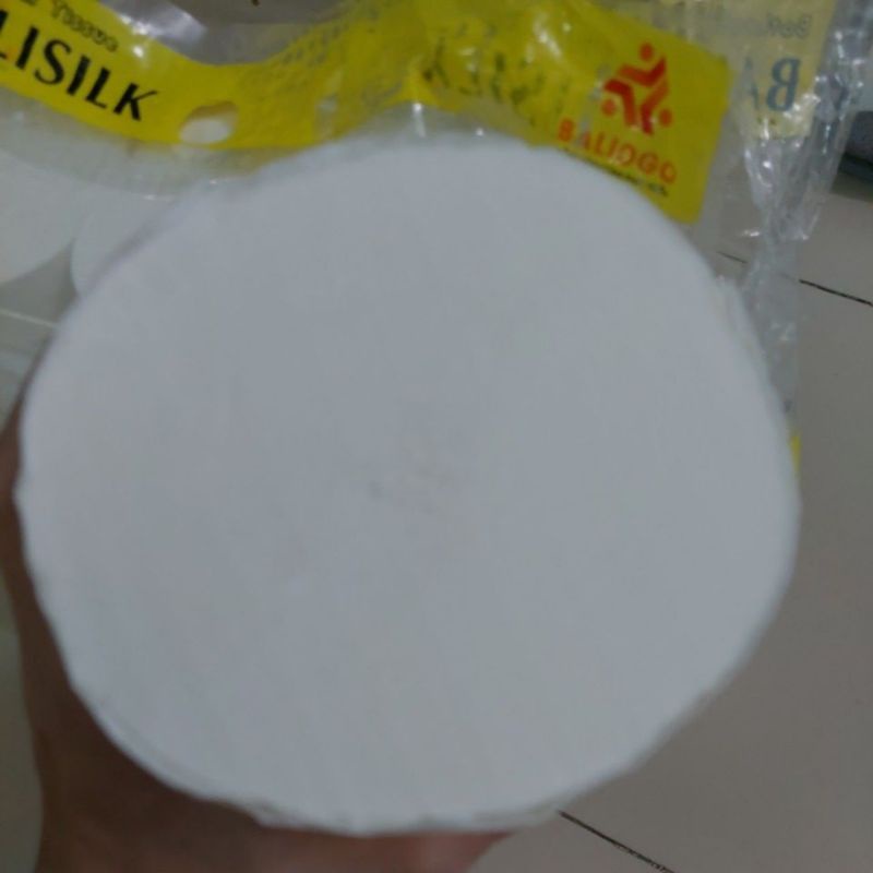 Giấy Cuộn nguyên sinh Balisilk không lõi 4 lớp