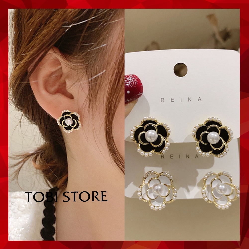 Bông tai nữ hoa CC đen và trắng nhỏ xinh TB504