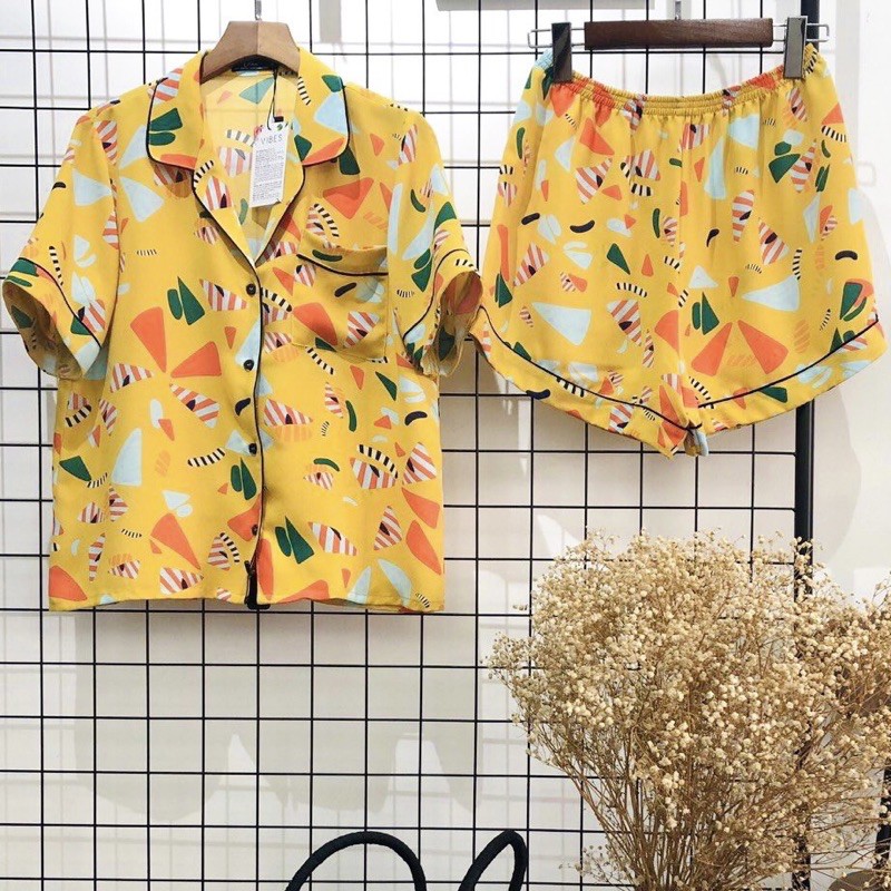 Đồ bộ mặc nhà pijama họa tiết VIBES Pattern Yellow Py Set