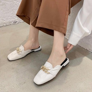 Giày sục nữ da mềm đính dây xích - MS 76
