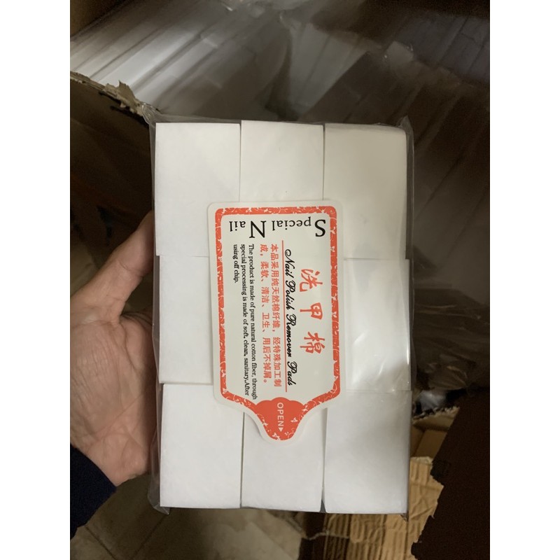 Giấy Lau Gel Cứng Loại 600 Miếng