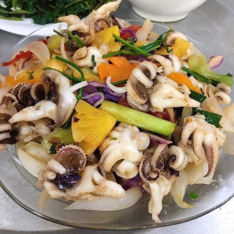KHAY 1KG ĐẦU RÂU MỰC nướng, xào,....