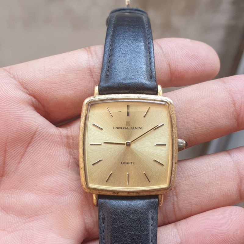 Đồng hồ cao cấp nam hiệu Universal Geneve của Thụy Sĩ