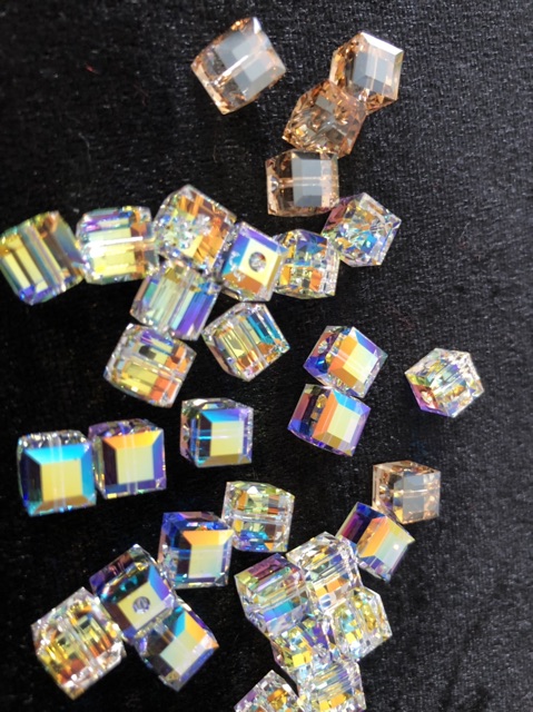 Combo 10,15,20 Hạt Pha Lê Áo Vuông 6ly Tặng Kèm Dây Kết
