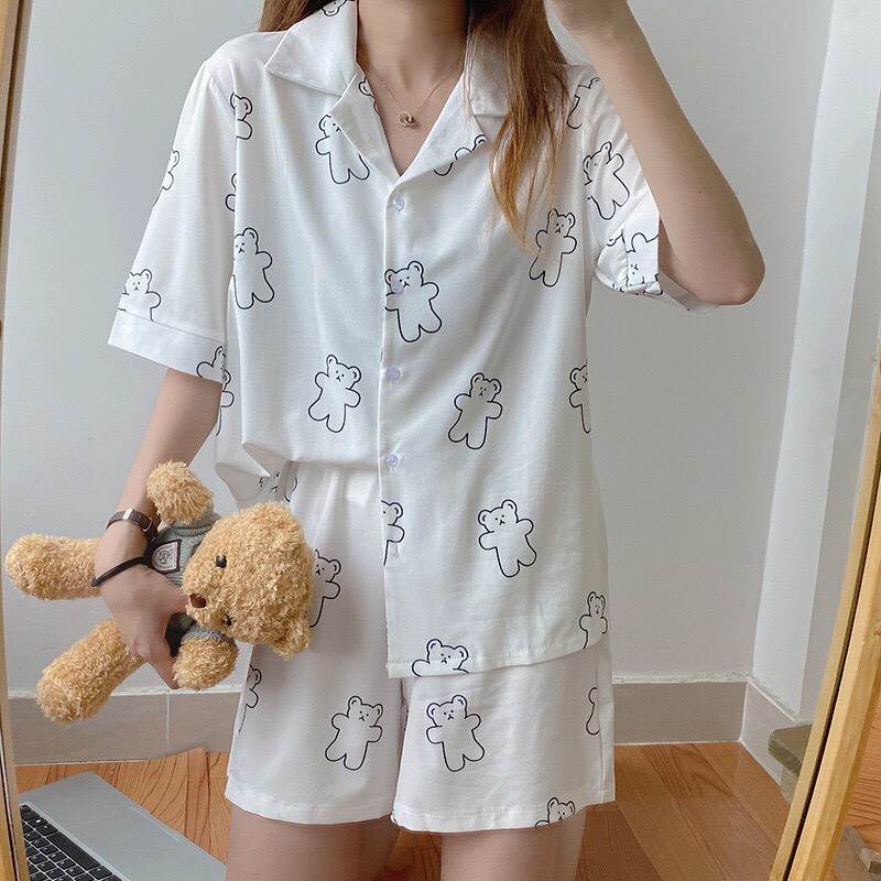 Bộ Đồ Mặc Nhà Set Quần Áo Cộc Họa Tiết Gấu Trắng Cotton 2 Chiều Kiểu Dáng Hàn Quốc