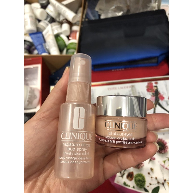 Xịt khoáng cấp ẩm Clinique Moisture Surge Face Spray 30ml | BigBuy360 - bigbuy360.vn