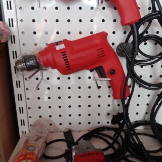 Máy khoan cầm tay 500w maktec mt80b.