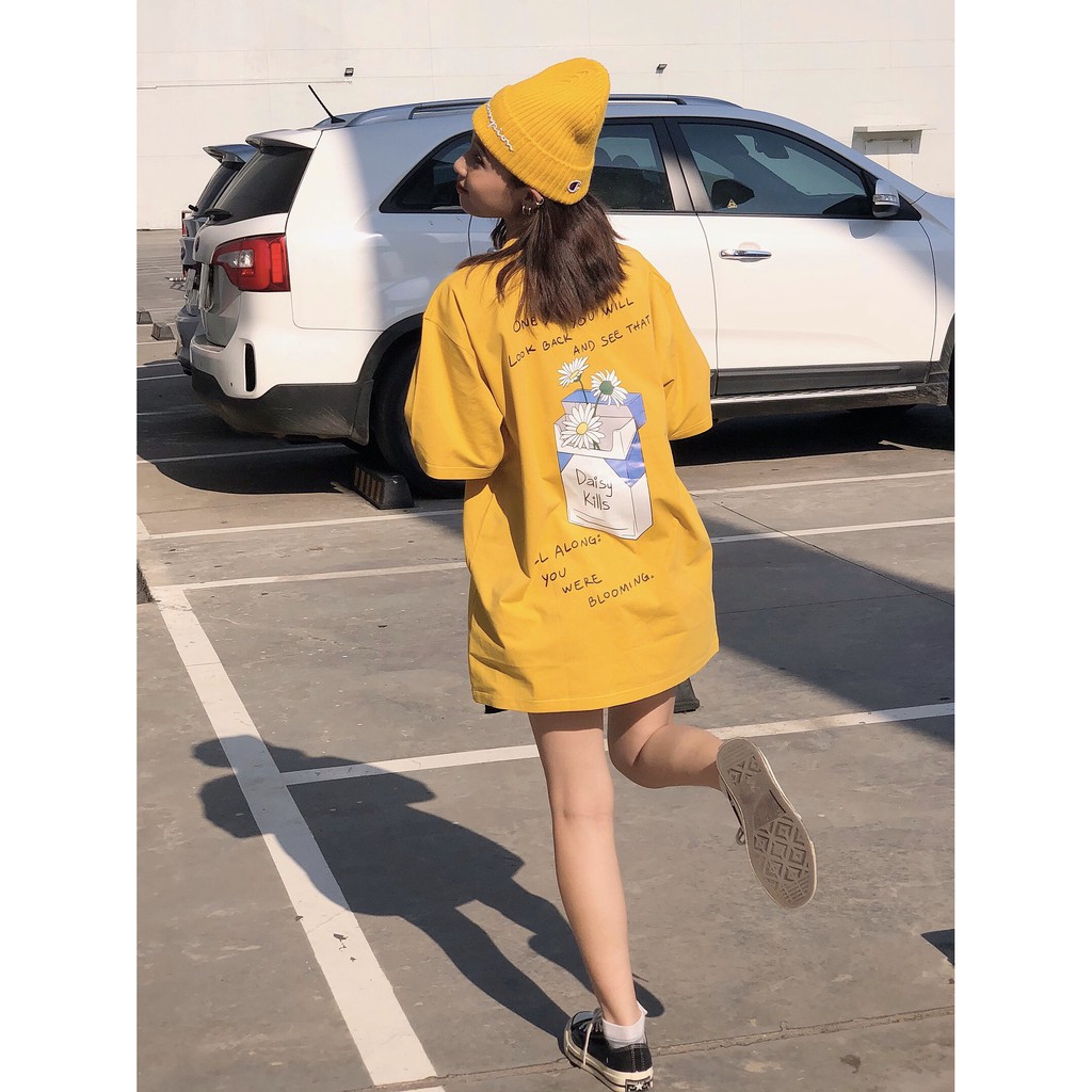 Daisy Kills TEE <Vàng>