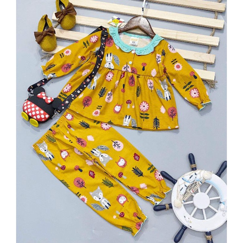 Bộ bé gái chất tốt