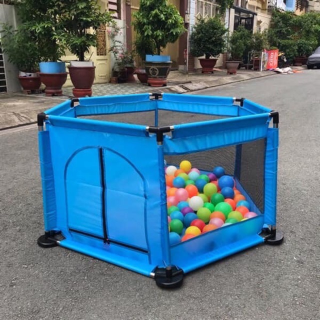 Quây cũi kiêm nhà bóng cho bé tặng kèm bóng