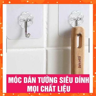 Khuyễn mãi móc dán thần thánh .