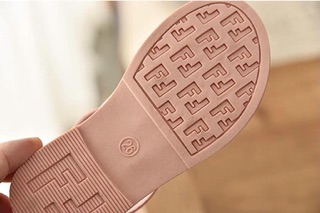 Sandal chiến binh