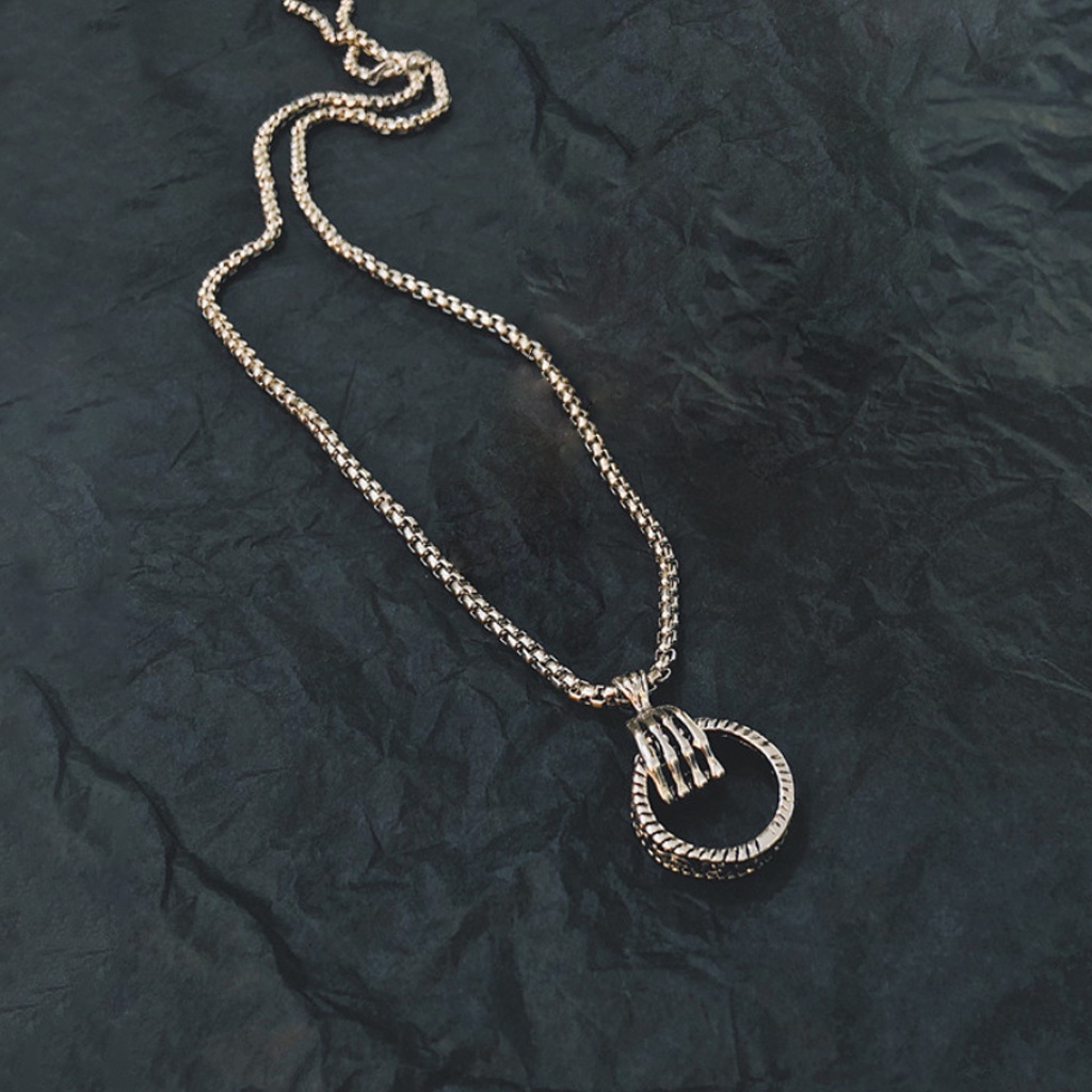 Dây chuyền nam nữ mặt thánh giá - xương bàn tay, phong cách thời trang cá tính siêu ngầu