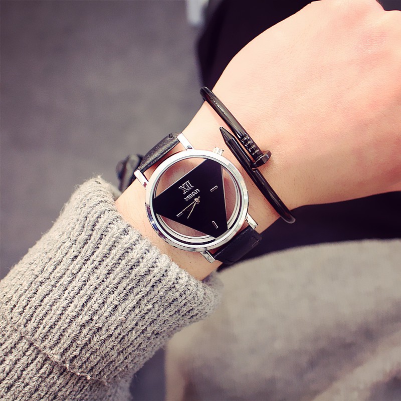 ĐỒNG HỒ NỮ WILON1 DÂY DA, MẶT TAM GIÁC THỜI TRANG, CÁ TÍNH