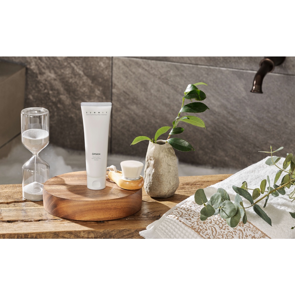 Sữa rửa mặt 3in1 OPSKIN Summit Extra Hydrating Whip Cleanser 120ml