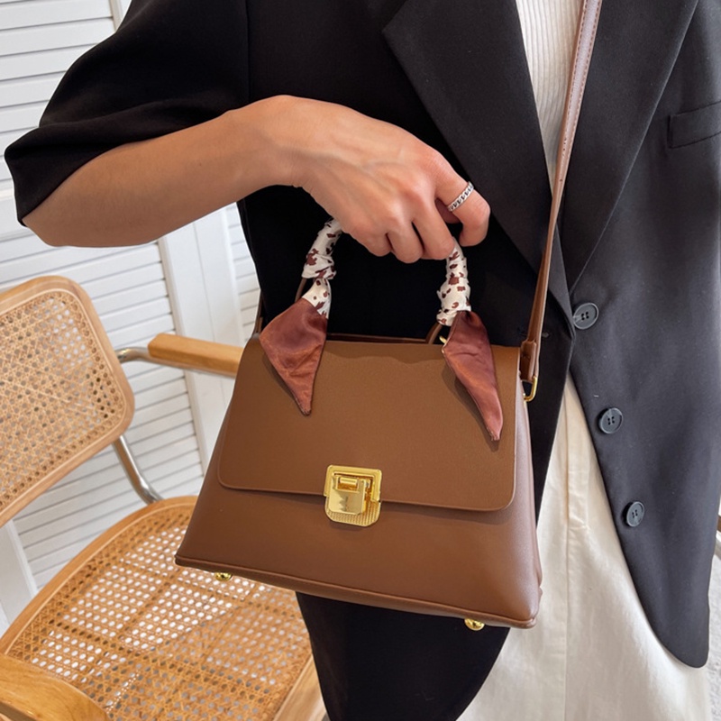 Túi xách IELGY thời trang nữ thanh lịch chất liệu da mềm mại trang trí khăn quàng cổ