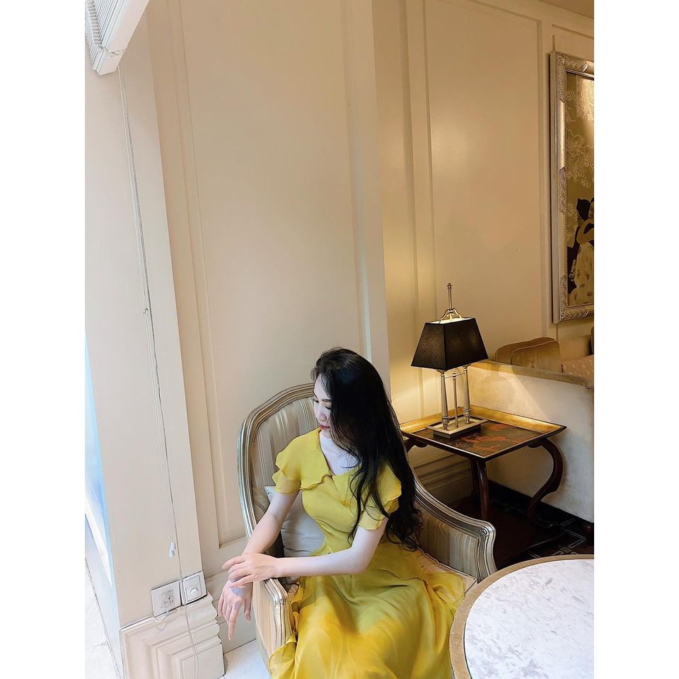 Maxi tơ cao cấp Ruby, cực tôn và trắng da, tay chờm che tay tiểu thơ Nàng nha