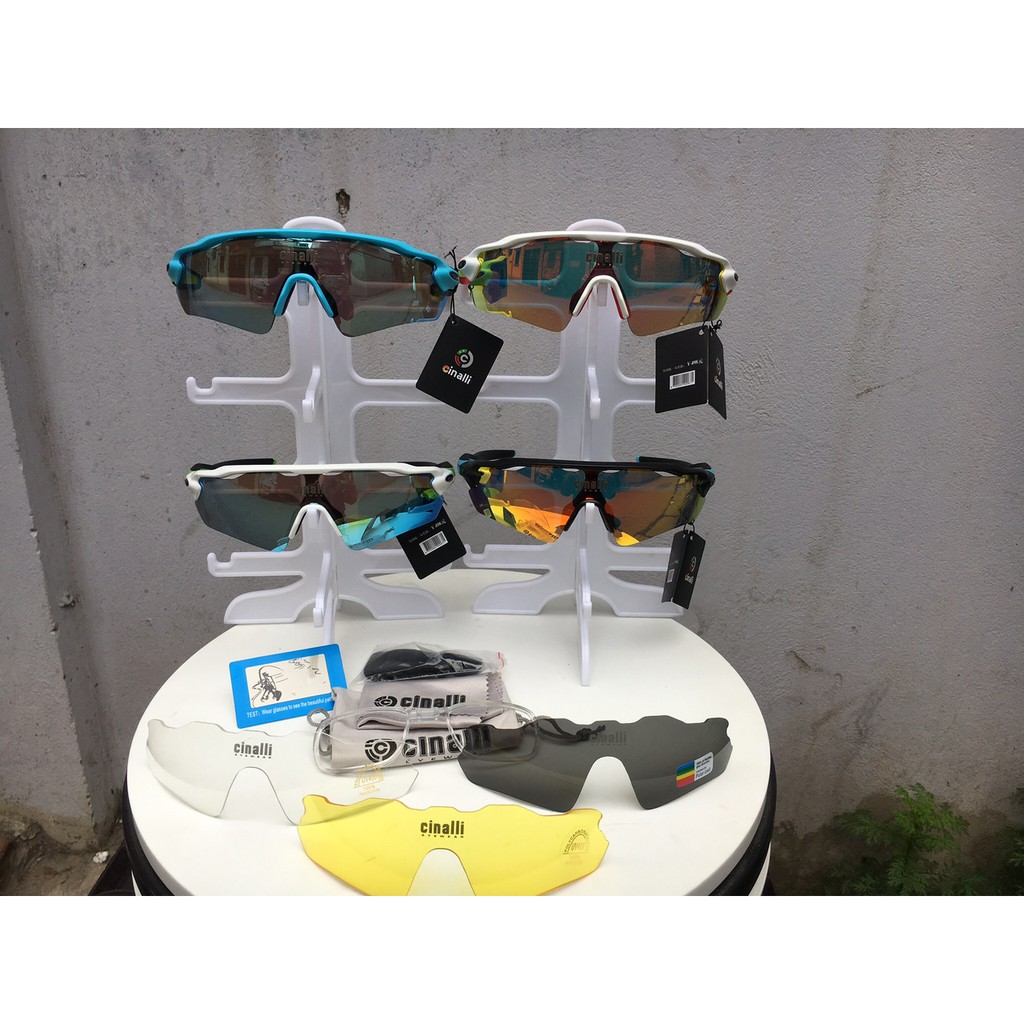 ƯU ĐÃI [GOLDGB15K] KÍNH CINALLI | BigBuy360 - bigbuy360.vn