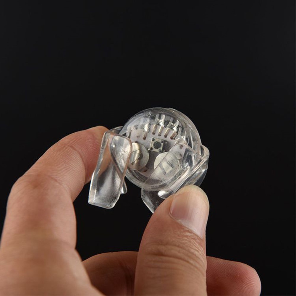 1 Răng Nanh Giả Có Đèn LED Vui Nhộn