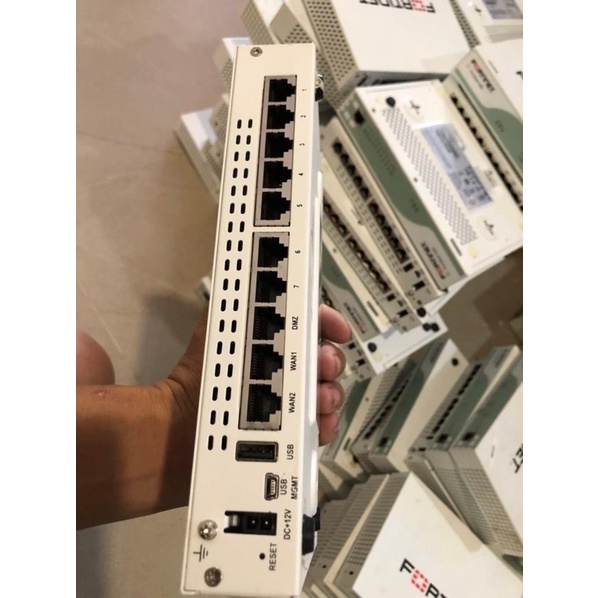 Router firewall Fortigate Fortinet 60D cân bằng tải loadbalance chịu tải cao, lan wan 1gb