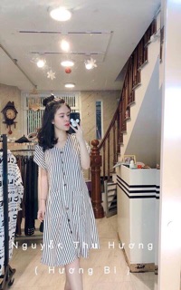 Váy kẻ buộc eo