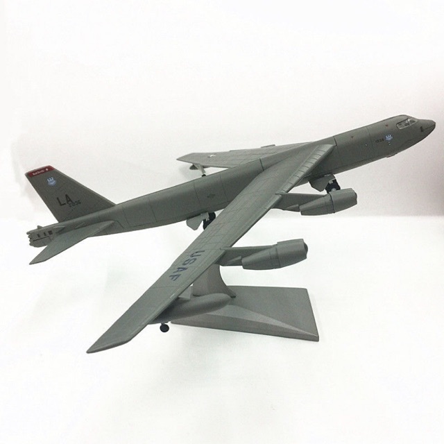 Mô hình máy bay ném bom B-52