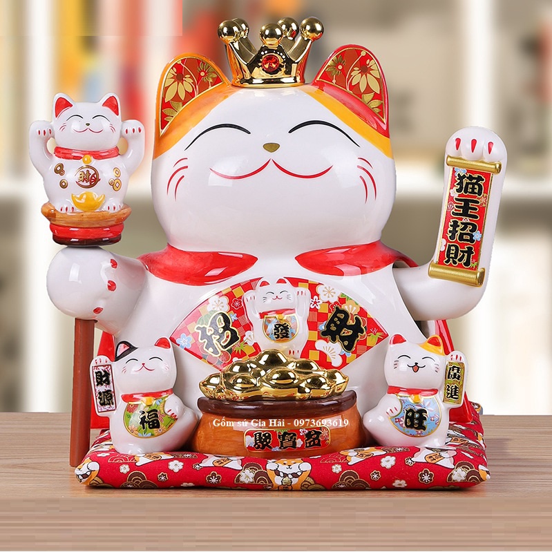Mèo Thần Tài Vua Chúa Vẫy Tay Cao 28cm ( cả đệm)