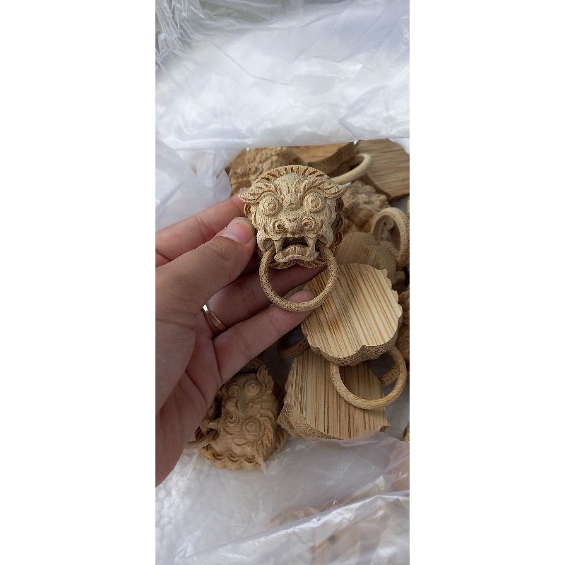 Mặt hổ phù lồng chim chào mào