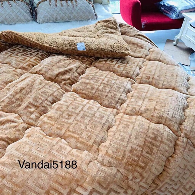 Chăn Lông Cừu Chữ Vạn Dày 3 Lớp 3,3kg 2m2x2m lông mềm mịn