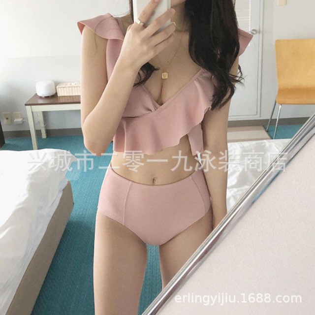 Bikini 2 mảnh buộc dây trễ vai