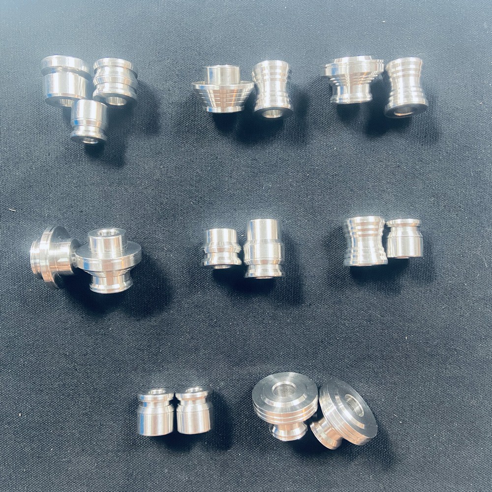 BÔ CỤC CANH BÁNH TRƯỚC INOX 304 TRANG TRÍ CHO NHIỀU DÒNG XE SIÊU SÁNG SIÊU ĐẸP CAO CẤP