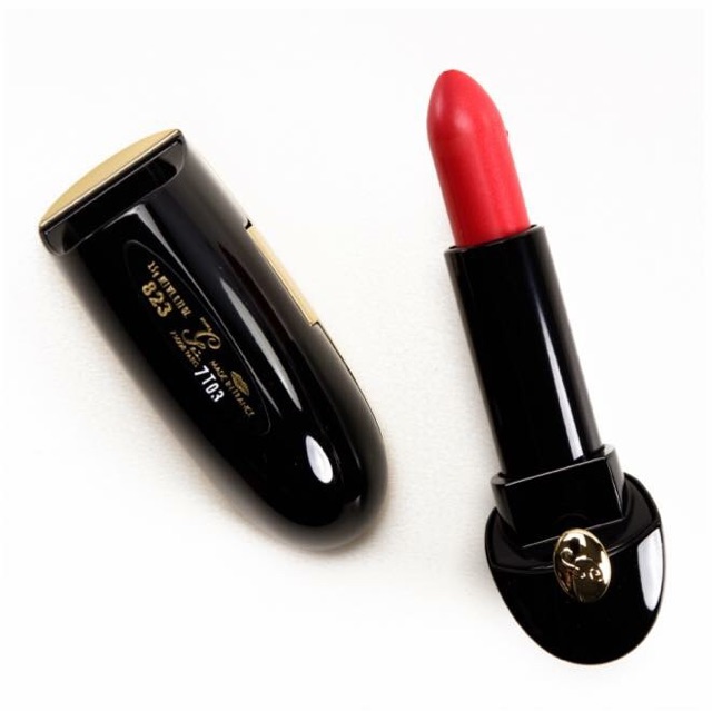 Guerlain Rouge G limited edition 822 & 823