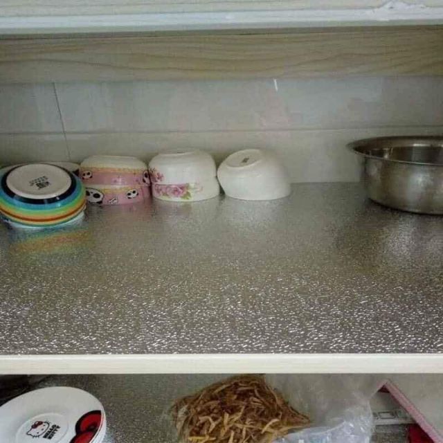 CUỘN GIẤY BẠC DÁN BẾP 60CM X 3M