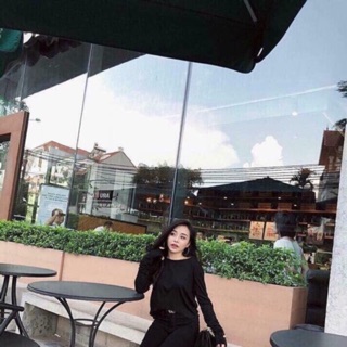 Quần jeans rách gối