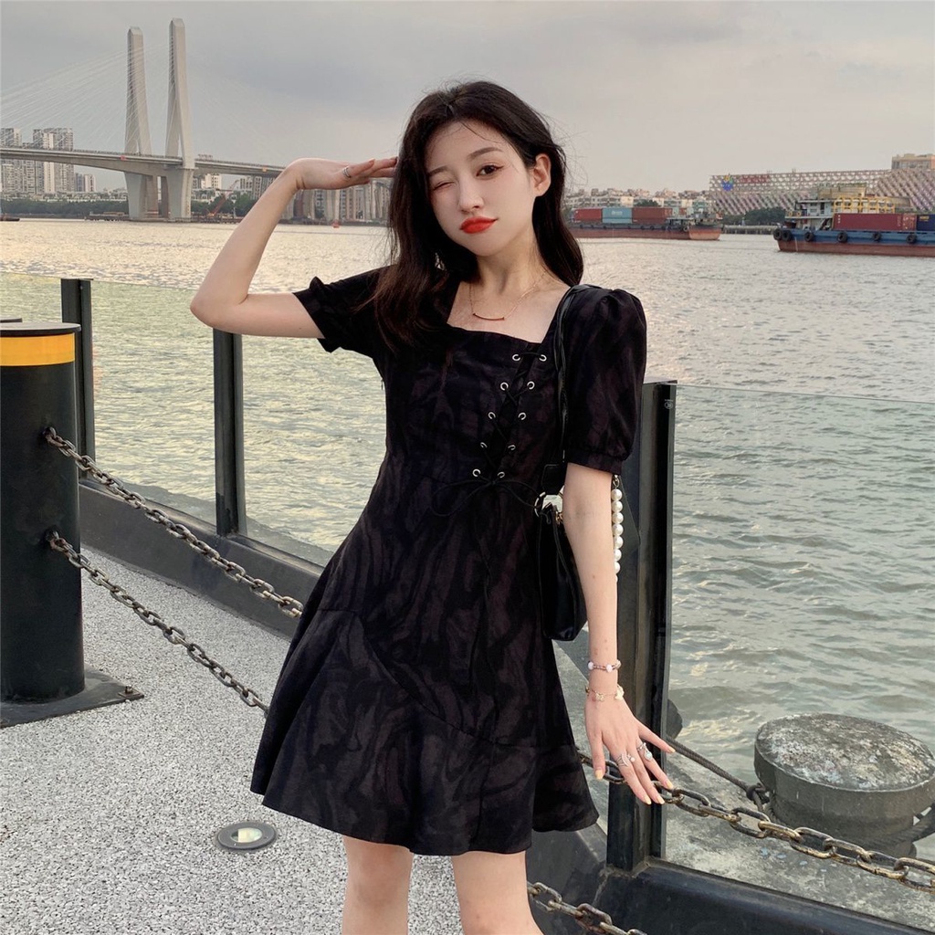 Đầm Tay Phồng Cổ Vuông Phong Cách Hepburn Hàn Quốc Thời Trang 2022 Mới