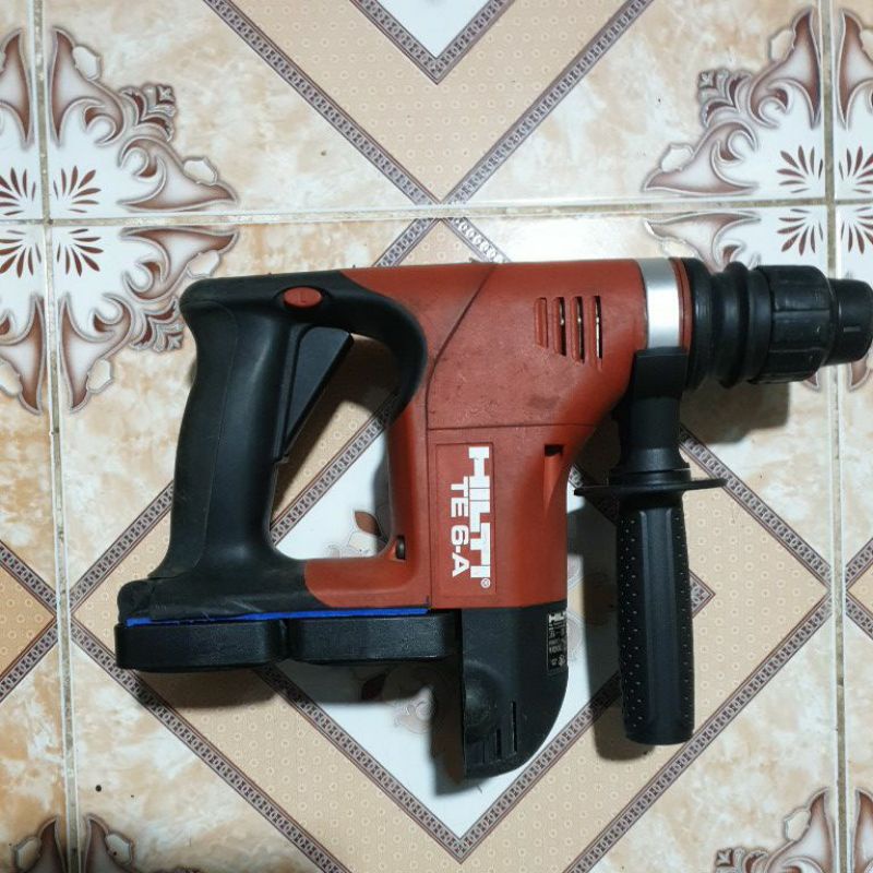 Khoan bê tông Hilti Te6A lên đế pin makita 18x18