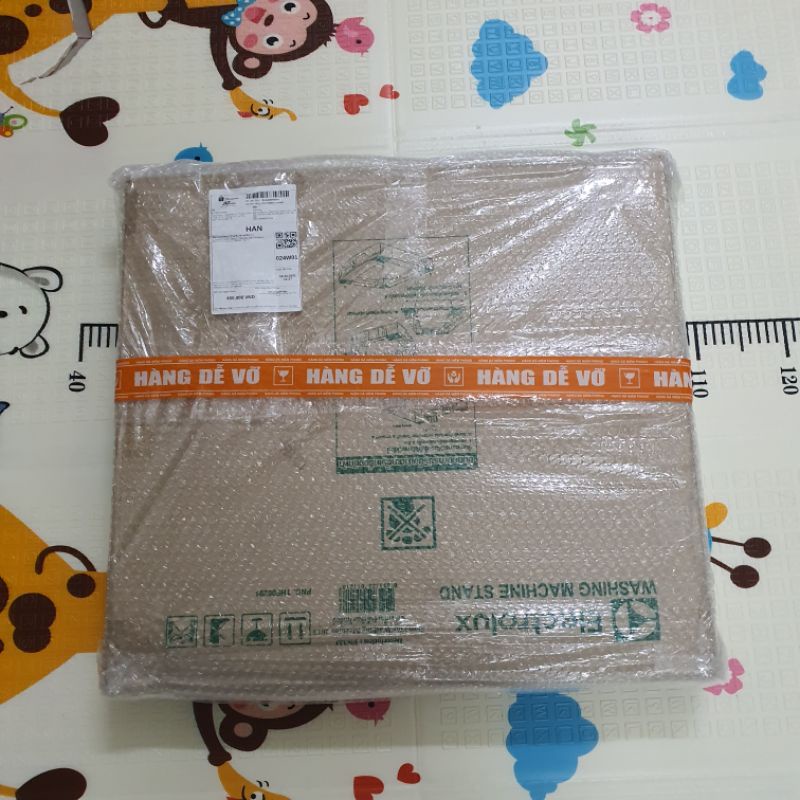 Chân máy giặt Electrolux chính hãng, Kệ máy giặt lồng ngang nhập khẩu nguyên chiếc Thái Lan, Dùng cho máy giặt máy sấy